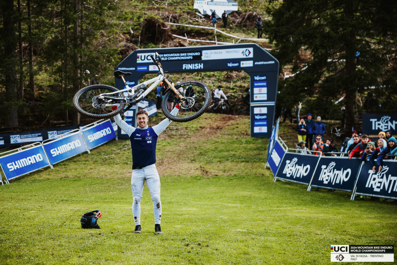 French reign supreme in exhilarating firstever UCI Mountain Bike